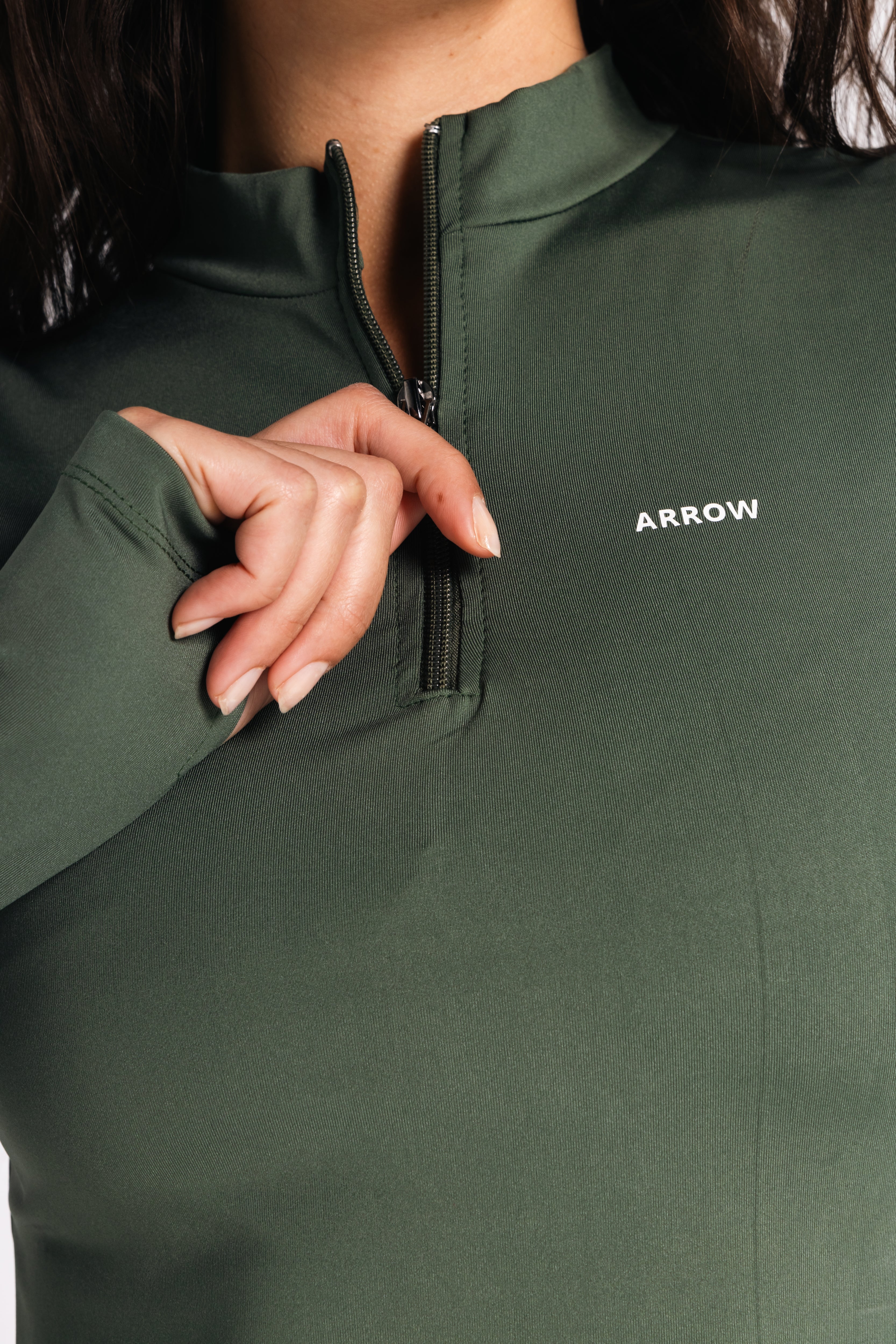 SCULPTED HALF ZIP-OLIVE