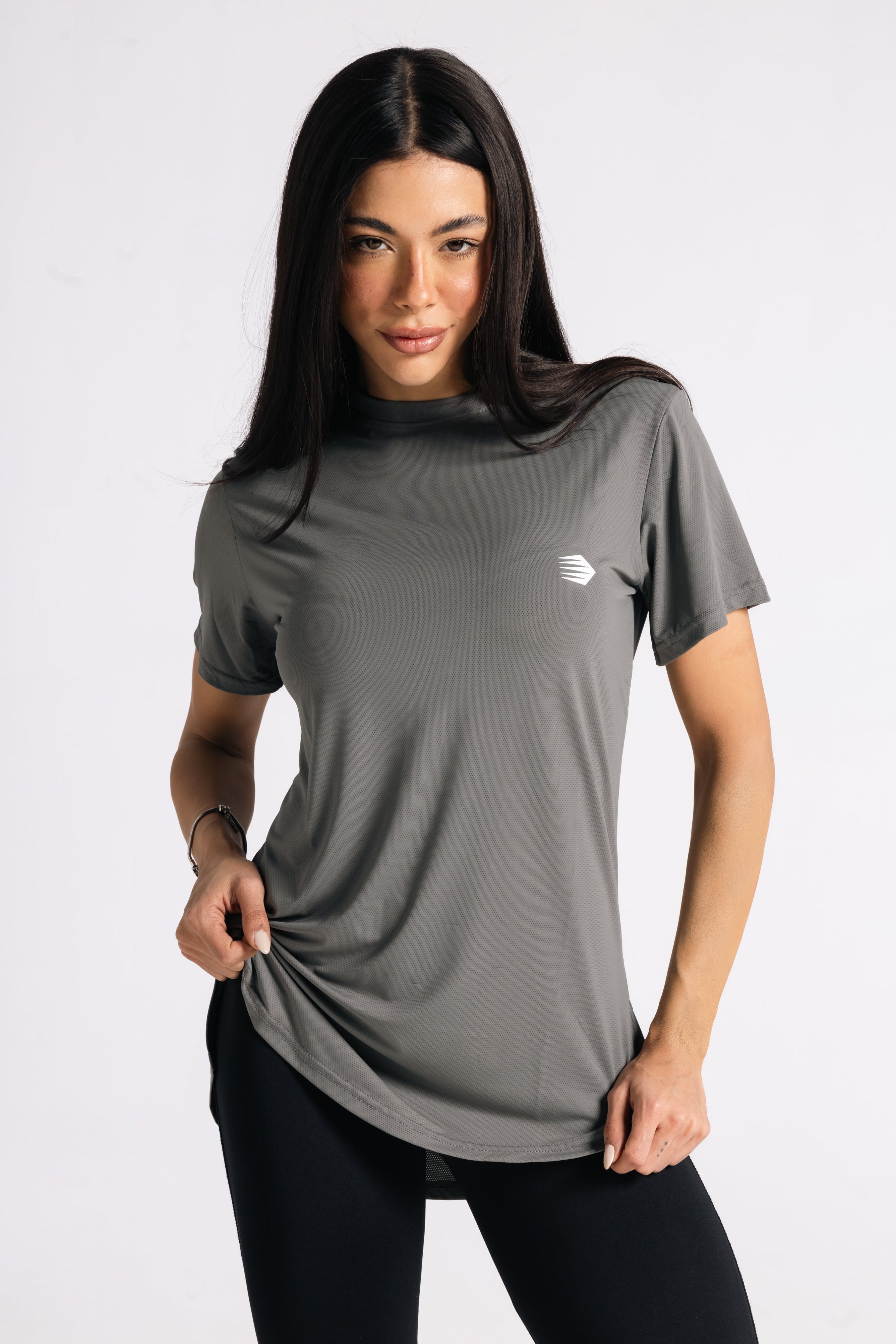 MOVE SHORT SLEEVE TOP-GREY